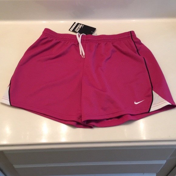 Nike Big Girls Training Shorts - Picture 1 of 7